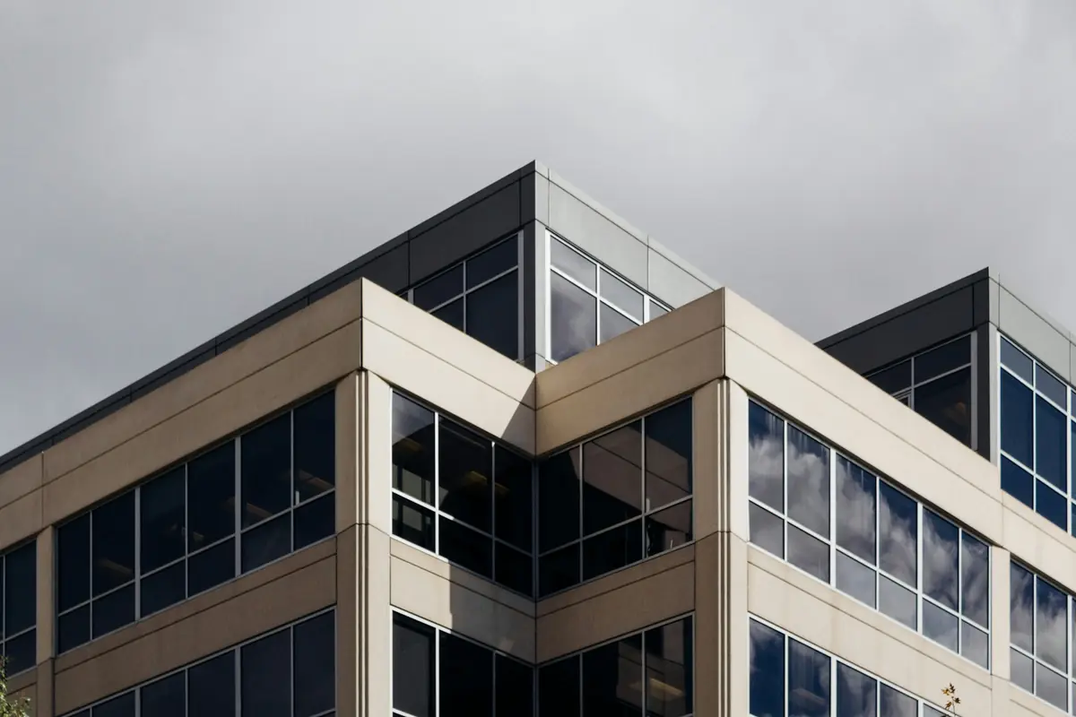 Façade of an office and retail building, whose rental value can be determined by an accredited expert